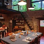 Et Table D'hotes La Grande Ourse Bed & Breakfast 3*
